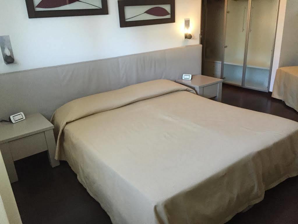 Hotel Angi Fosso  ภายนอก รูปภาพ