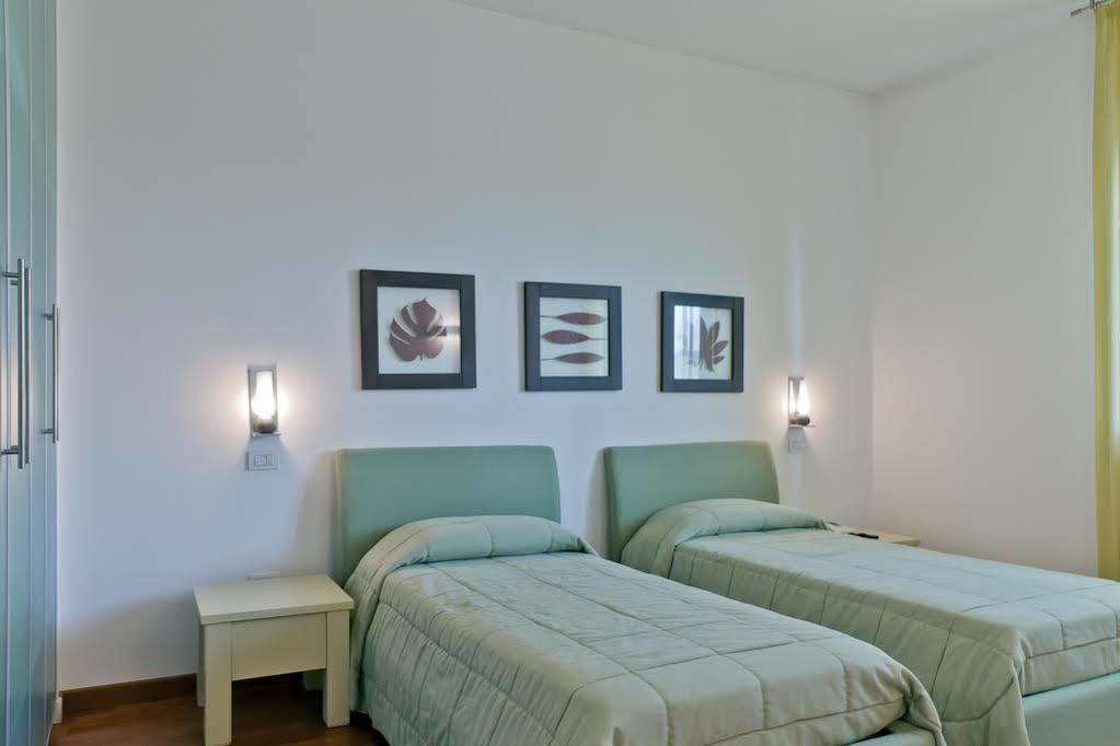 Hotel Angi Fosso  ภายนอก รูปภาพ